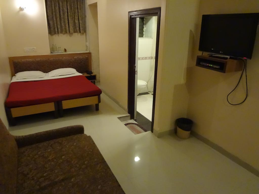 Hotel Park Shilton Mumbai Exterior photo