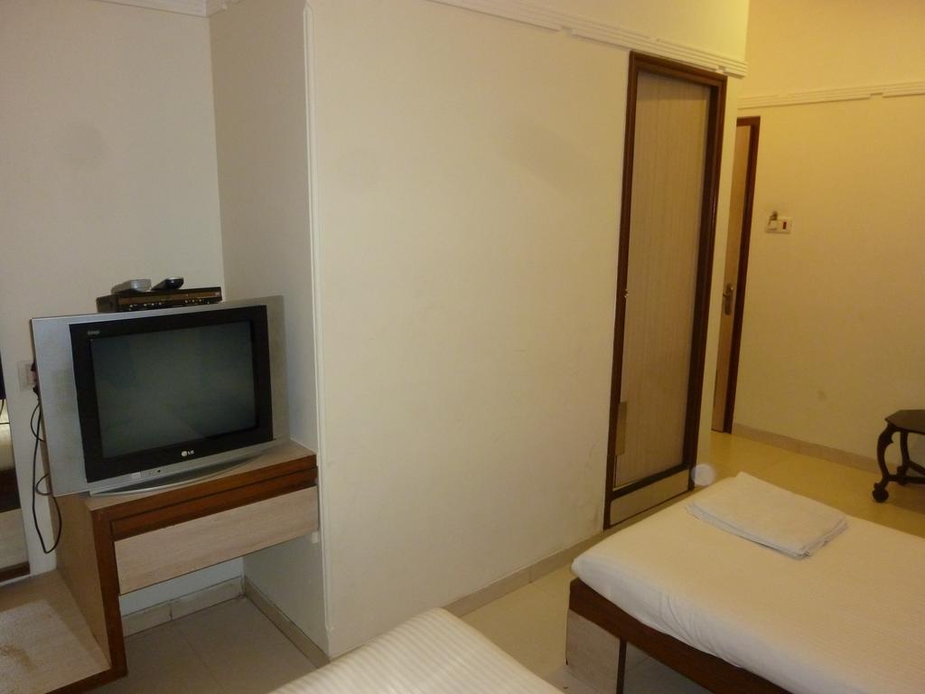 Hotel Park Shilton Mumbai Exterior photo