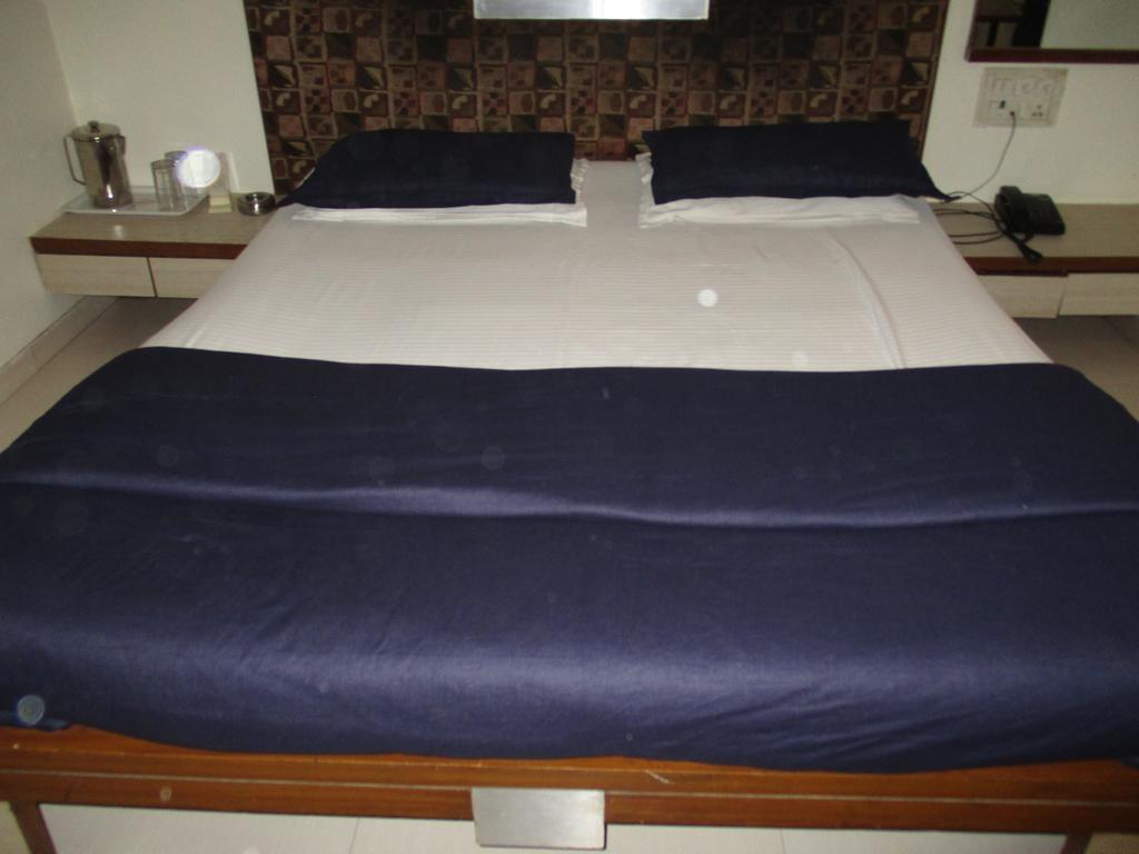 Hotel Park Shilton Mumbai Exterior photo