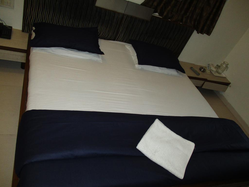 Hotel Park Shilton Mumbai Exterior photo