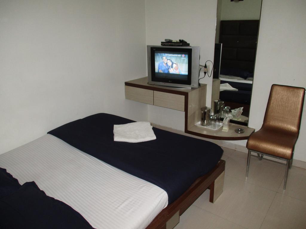 Hotel Park Shilton Mumbai Exterior photo